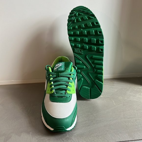 Nike Air Max 90 St. Patrick's Day 2021 Sneakers - Picture 4 of 12